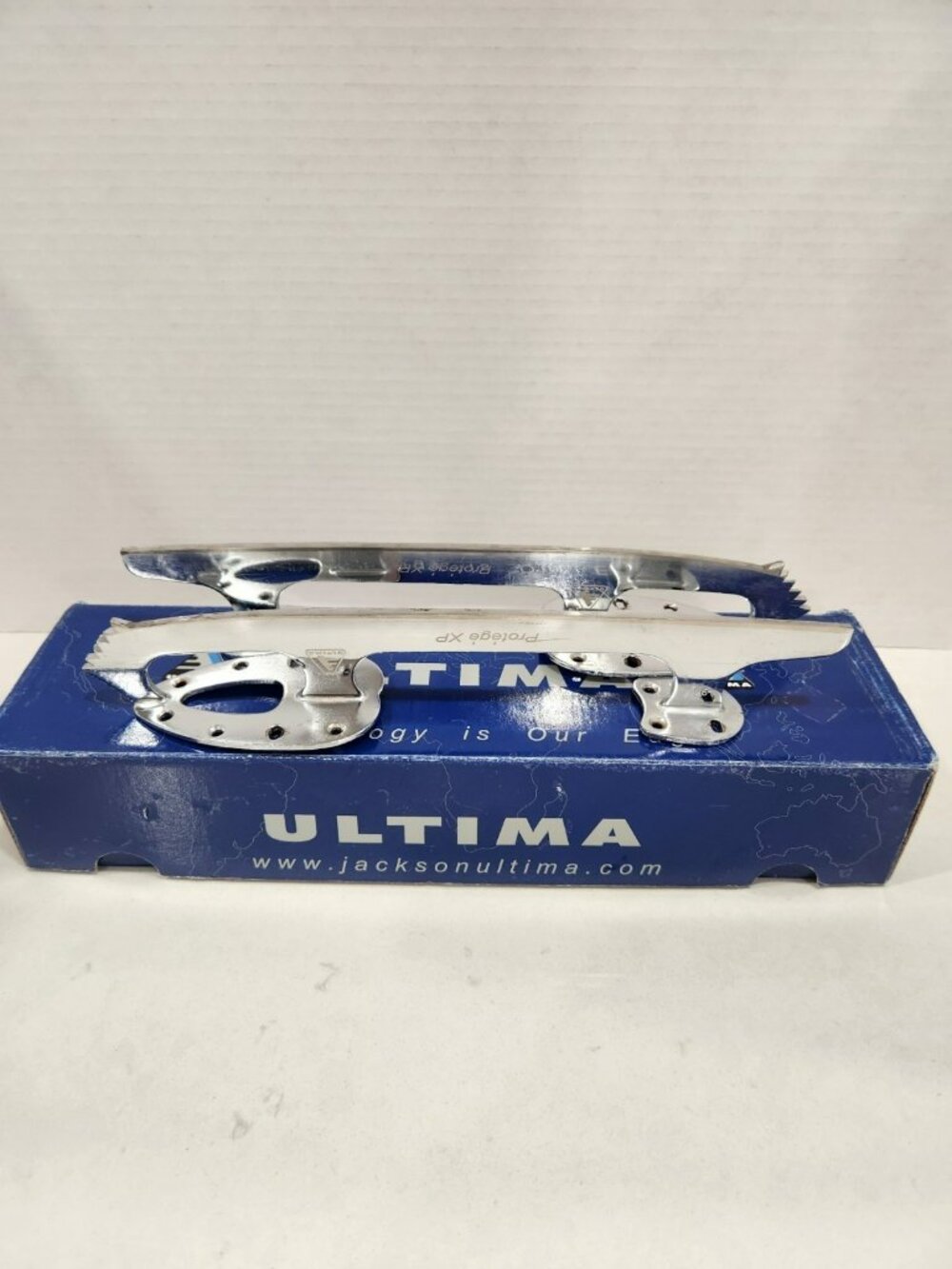 Jackson Ultima Protege XP UB45 Figure Skate Blades 9 3/4" Freestyle Cross Cut